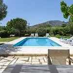 Paros Golden Vacation * Chrisi Akti (Paros)