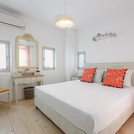 Paros Golden Vacation Holiday home Chrisi Akti (Paros)